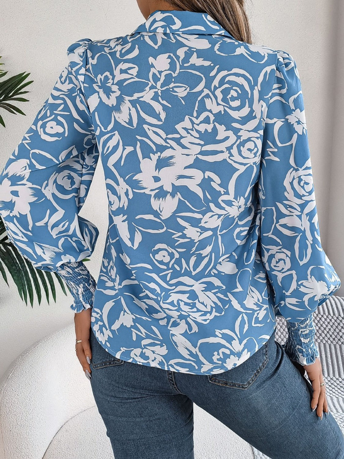 Printed Collared Neck Lantern Sleeve Shirt